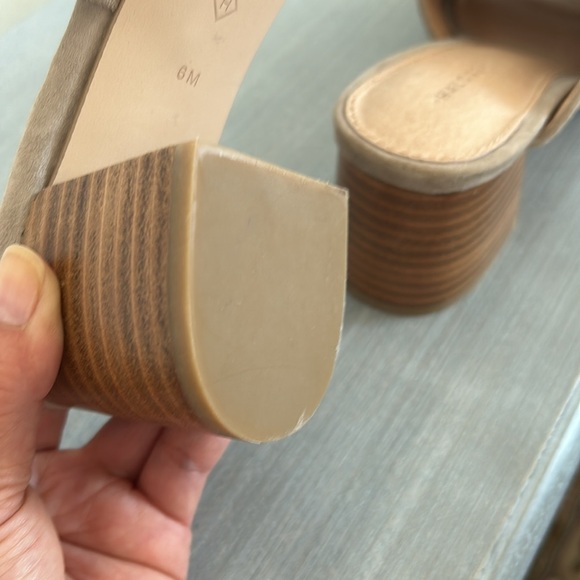 🆕 Halogen Faye Asymmetrical slide sandal in creamish tan color Size: 6 - Picture 6 of 6